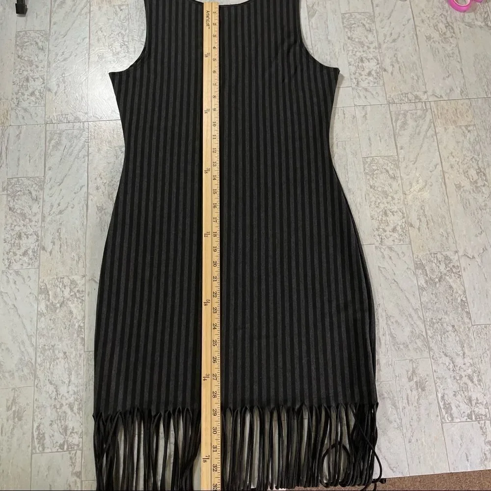 Cleo Black Gray Stripe Fringe Hemline Sleeveless Midi Dress Size Medium - Picture 12 of 16
